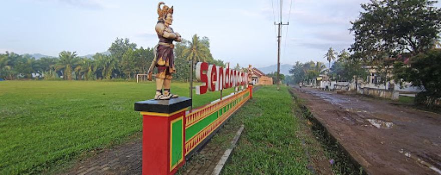 Lapangan Sepak Bola Sendangagung