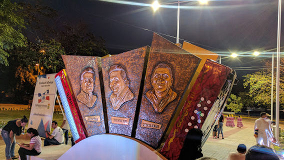 Glorieta de Los Juglares