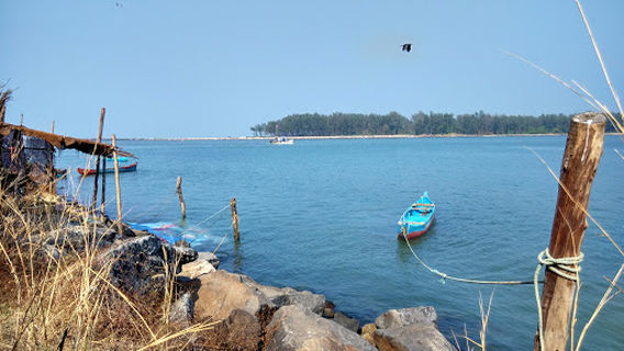 Azhikkal Kallatti View Point