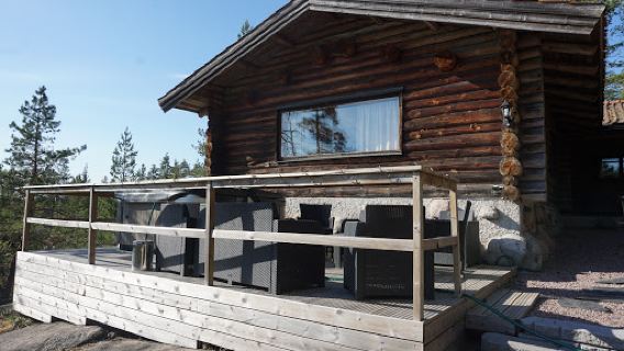 Nuuksio Reindeer Park