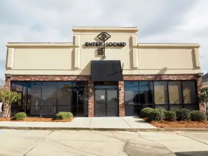 Enter/Locked Escape Rooms