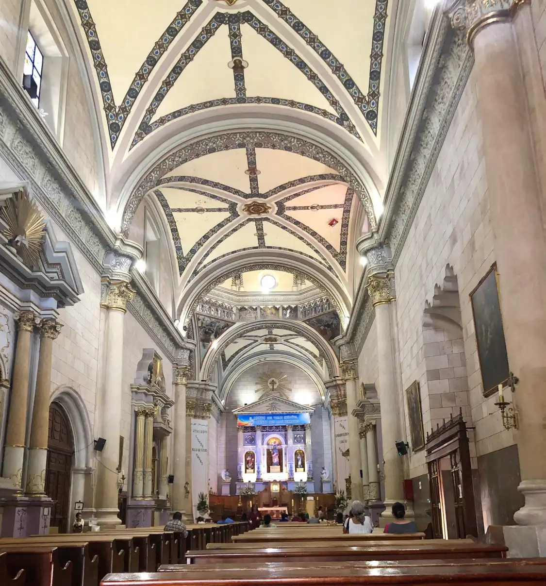 Hotels near Catedral de Santiago de Saltillo