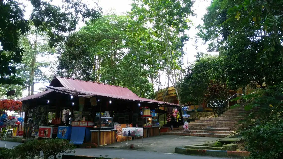 Hotels near Johor Zoo
