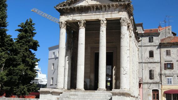 Temple of Augustus