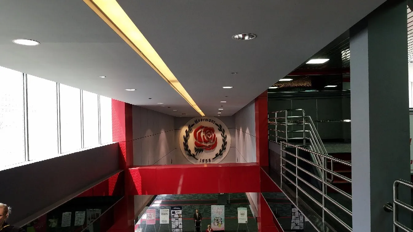 1_Donald E. Stephens Convention Center