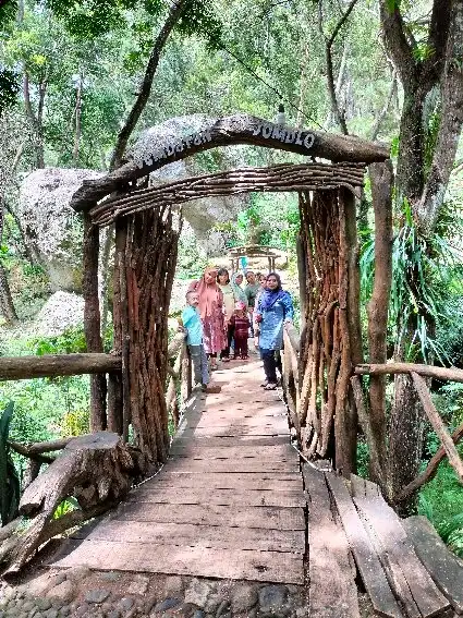 Hotels near Wisata Seribu Batu Songgo Langit