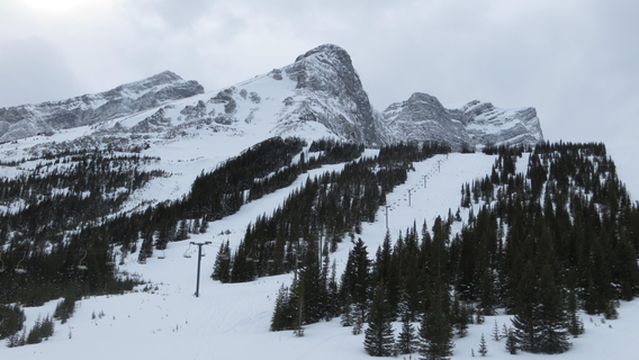 KPOW! Fortress Mountain Cat Skiing