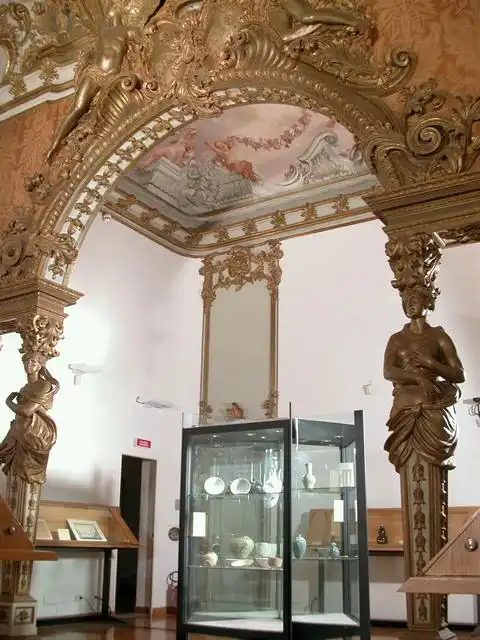 Hotel dekat Museo Nazionale d'Arte Orientale 'Giuseppe Tucci'