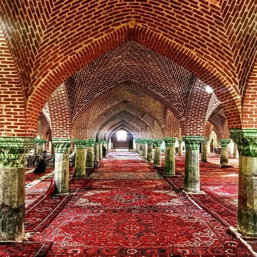 Hotels near Bazaar of Tabriz