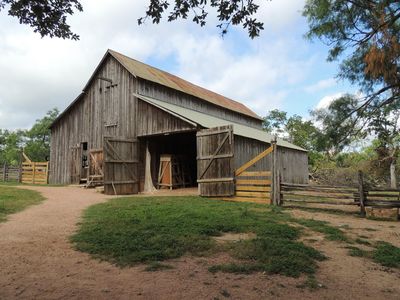 Sauer-Beckmann Living History Farm