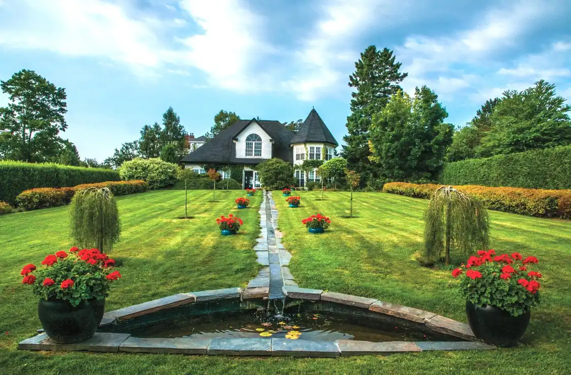 Hotels near Kingsbrae Garden