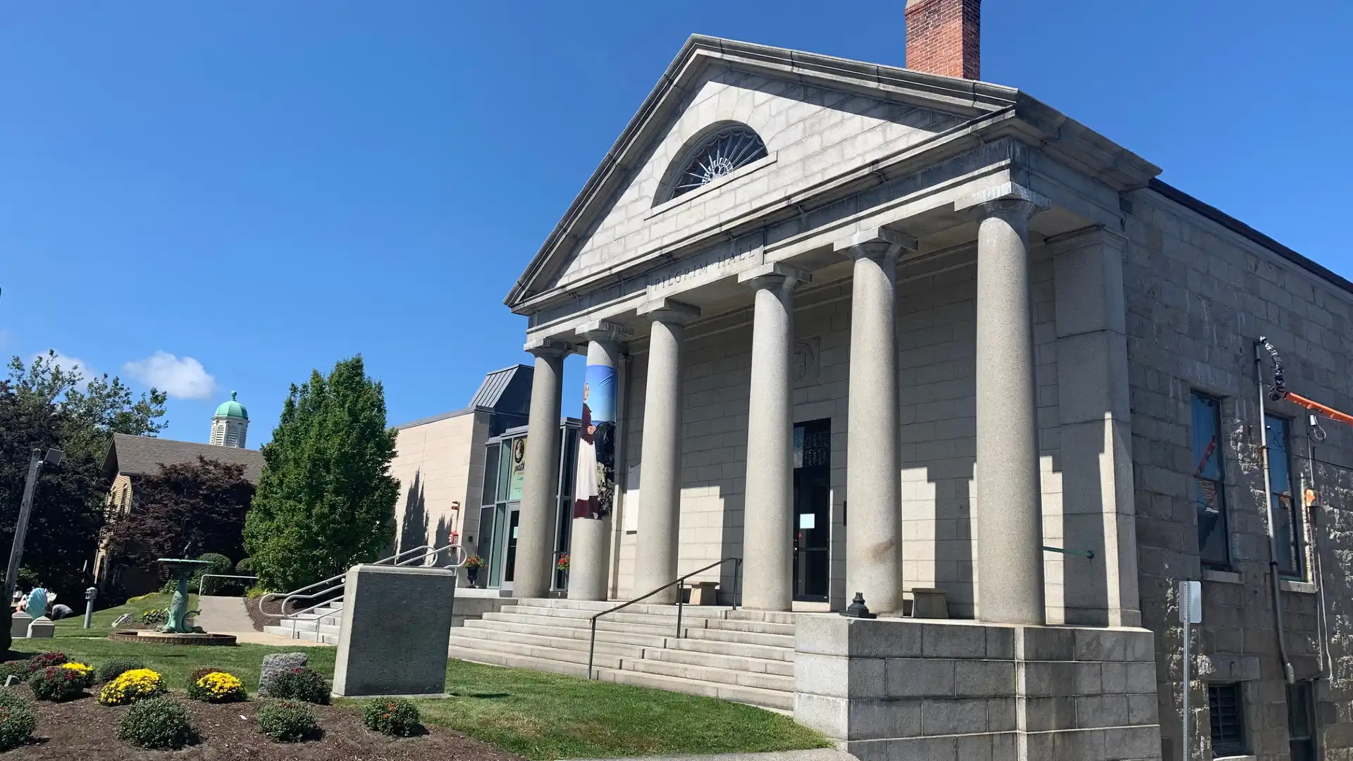 Hotels near Pilgrim Hall Museum