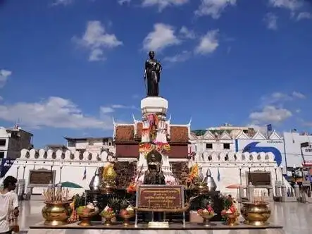 Hotels near Thao Suranari Monument (Ya Mo)