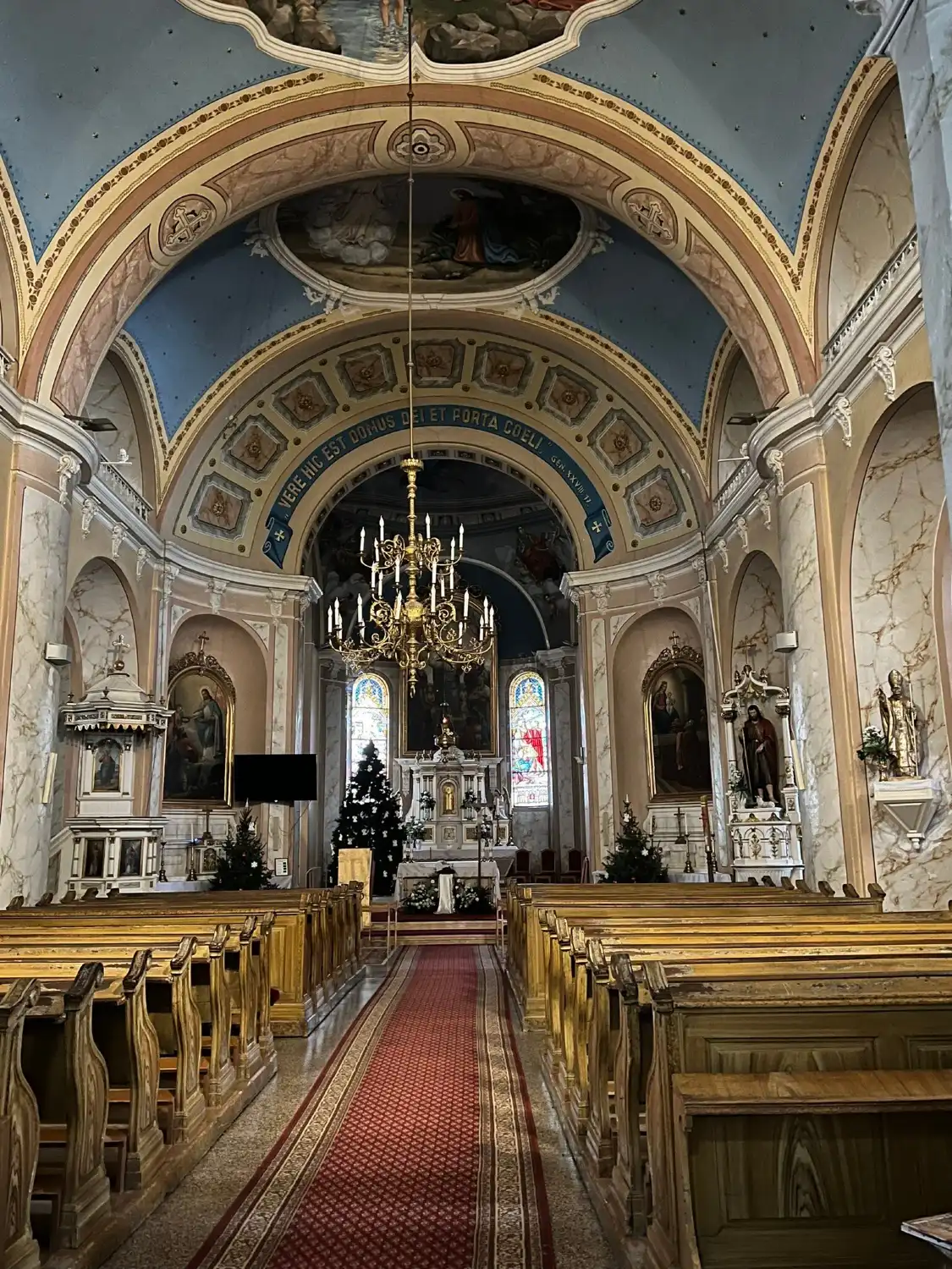 Hotels near St. George's Church