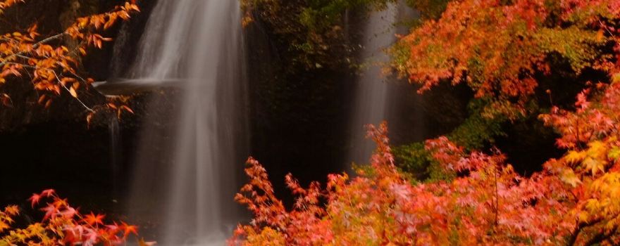 Tsukimachi Waterfall