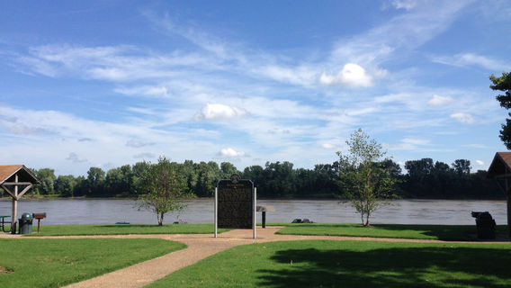 James W. Rennick Riverfront Park
