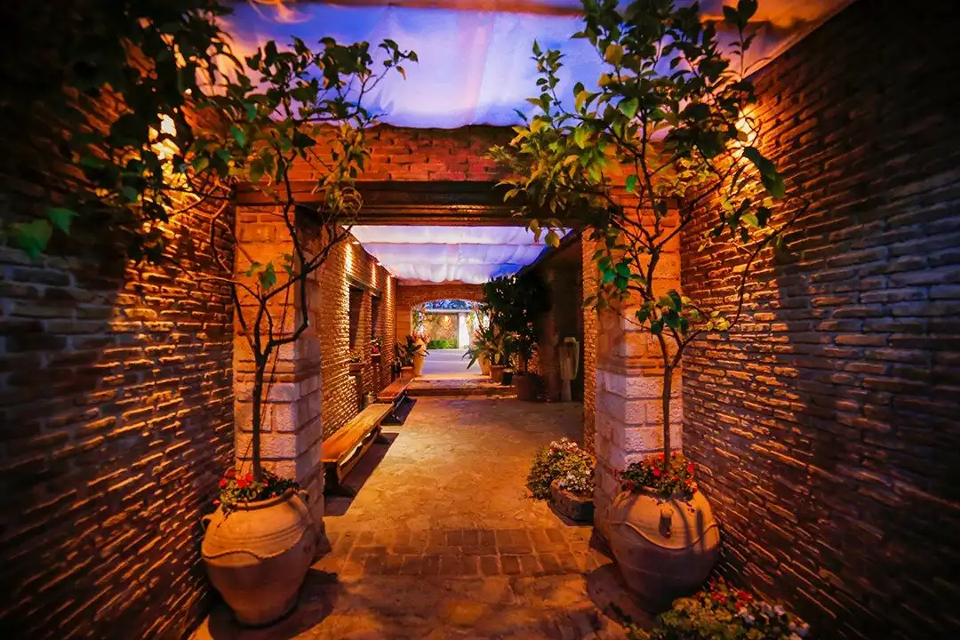 Markou Vineyards 주변 호텔