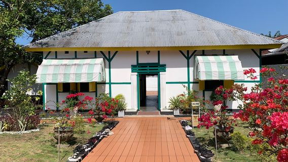 Bung Karno Exile Home