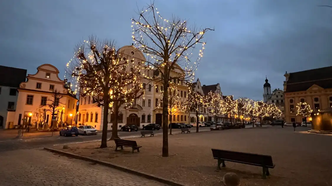 Hotels near Karlsplatz
