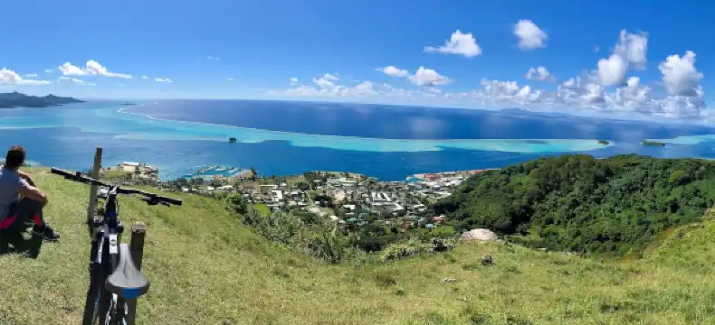 Hoteles en Uturoa