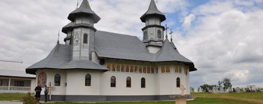 Biserica de lemn Rodina