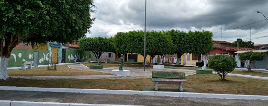 Praça Luiz Eduardo Magalhaes