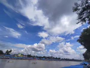 Tepian Narosa Arena Pacu Jalur