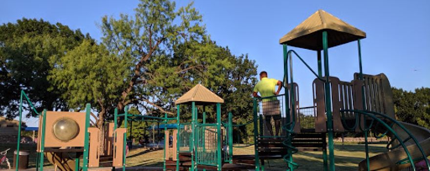 W. J. Thomas Park, Aquatic Complex & Sports Field