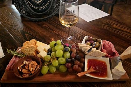 The Venetian Room & Veranda @ 1901 Gallery & Cafe