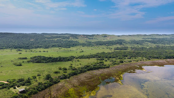 Catalina Bay Lookout Point