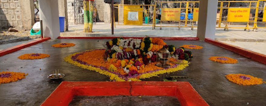 Shri Dharmaveer Chhatrapati Sambhaji Maharaj Memorial Statue Vadhu Bk