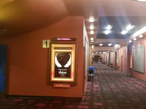 AMC Classic Apple Valley 14