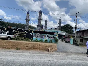Ban Huai On Mosque