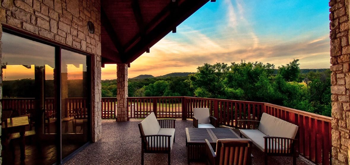 Glen Rose Travel Guide 2026: Top Attractions, Things to do & Itinerary