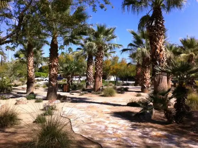 Hotels near Ruth Hardy Park