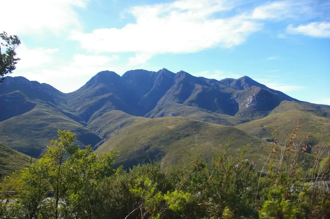 Hotels near Outeniqua Pass