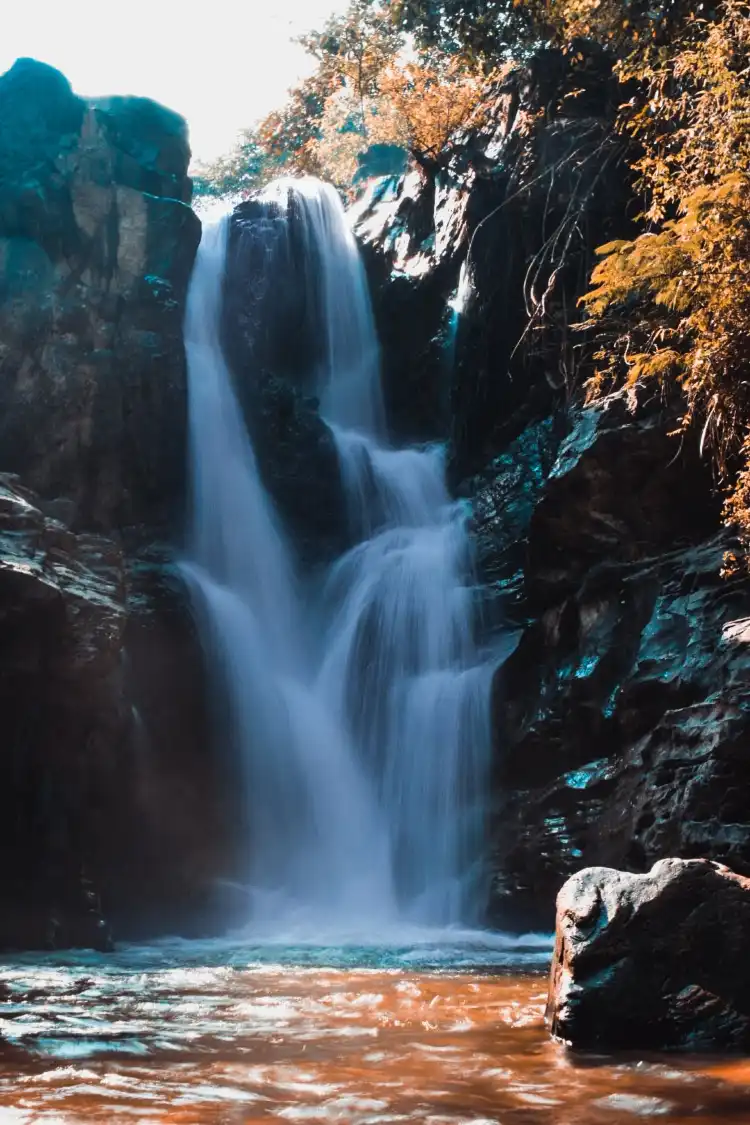 Hotels near Jhari Waterfalls