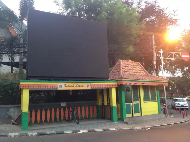 Hotel dekat Ayodya Park