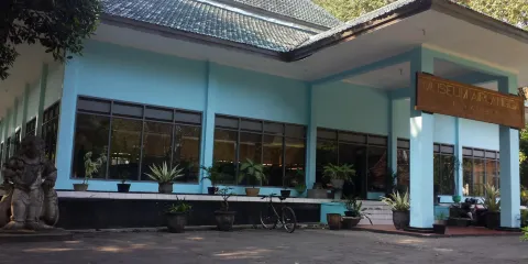 Airlangga Museum