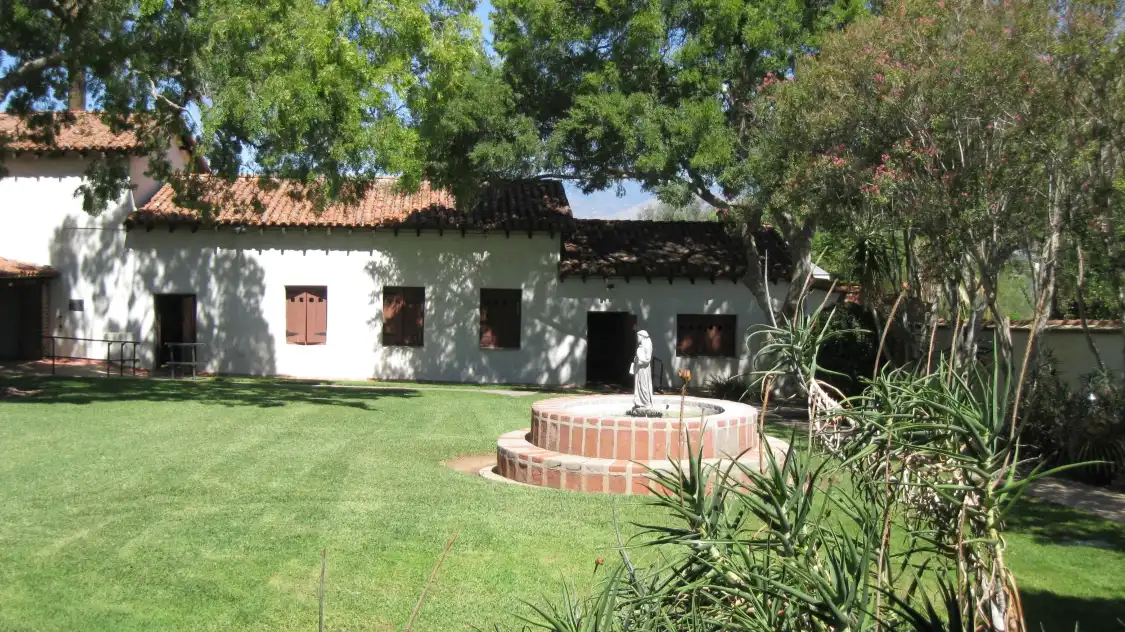 Hotels near The Asistencia