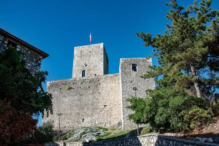 Hotels in Ausonia
