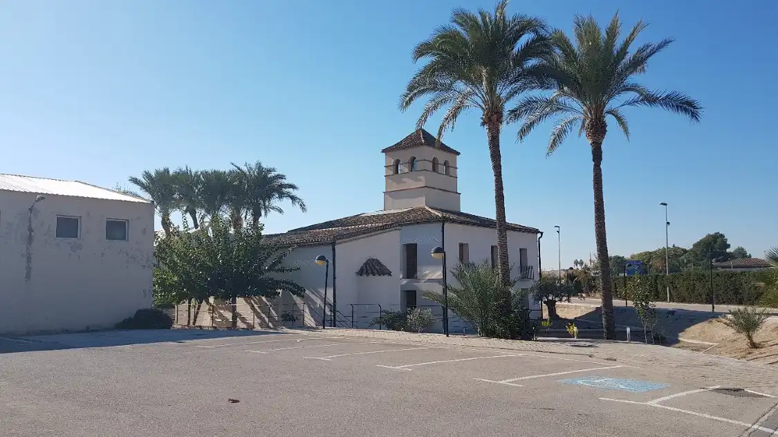 Hotel in zona Ermita De Los Alburquerques