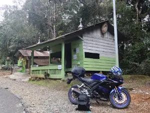 Puncak Gunung Singgah Mata