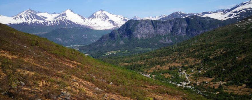 Romsdalseggen Ridge