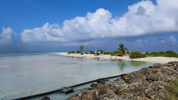 Thulusdhoo SunSet Beach