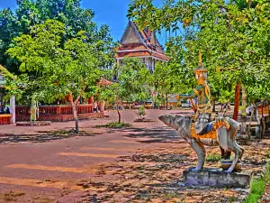 Moangkaul Mean Leak Pagoda (TraPang Kul Pagoda)