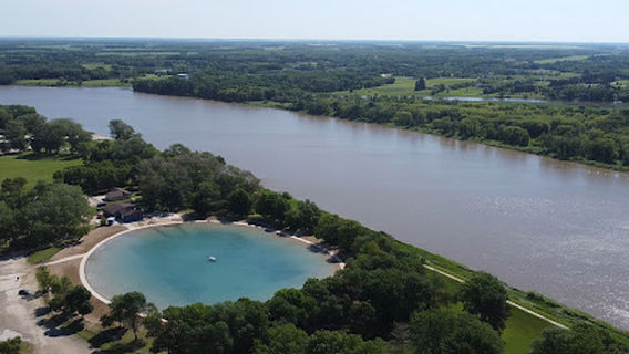 Selkirk Park Pool and Splash Pad
