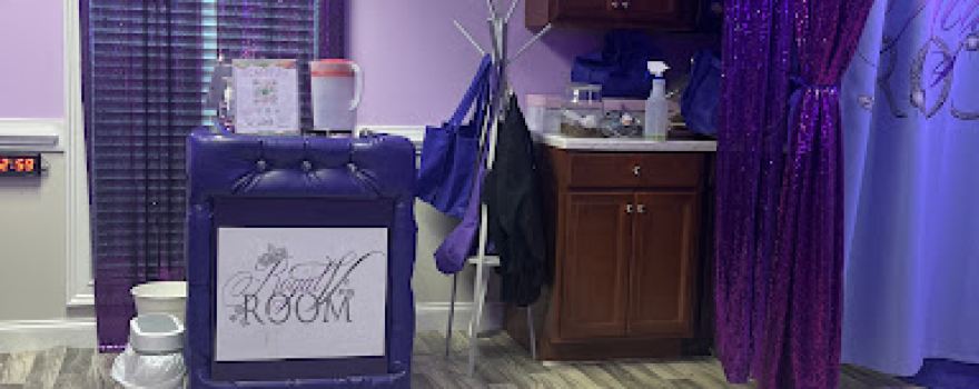 Royal V Room