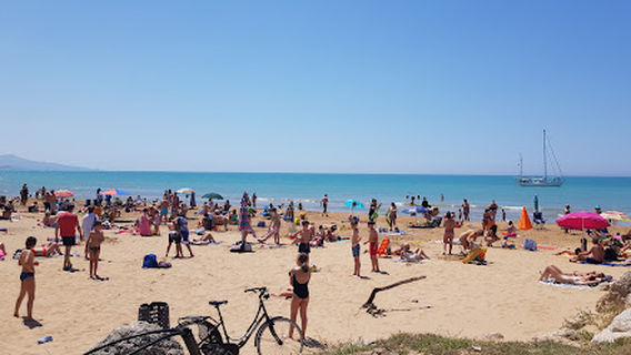 Spiaggia libera