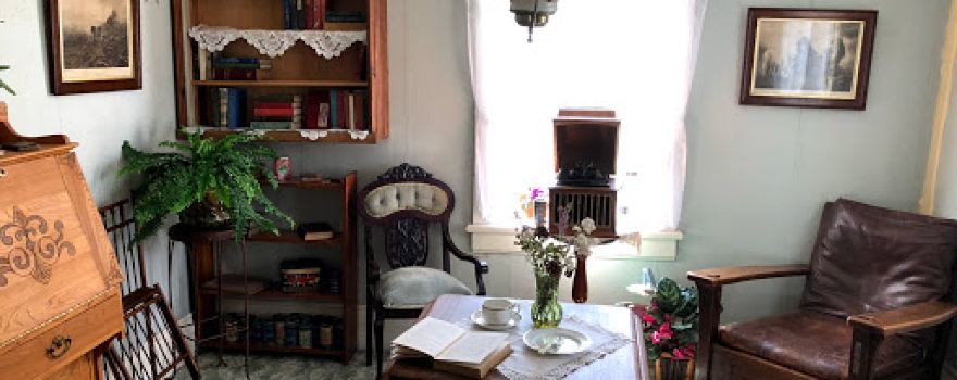 Nellie's Homes of Manitou (Nellie McClung Heritage Site)